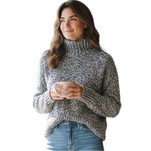 Hillard & Hanson Black & White Turtleneck Sweater Womens Size Medium Thick Knit